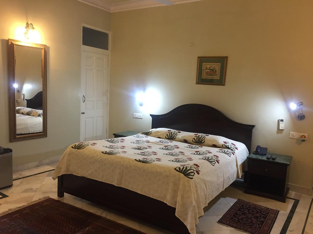 Hotel Barwara Kothi Jaipur Zimmer foto